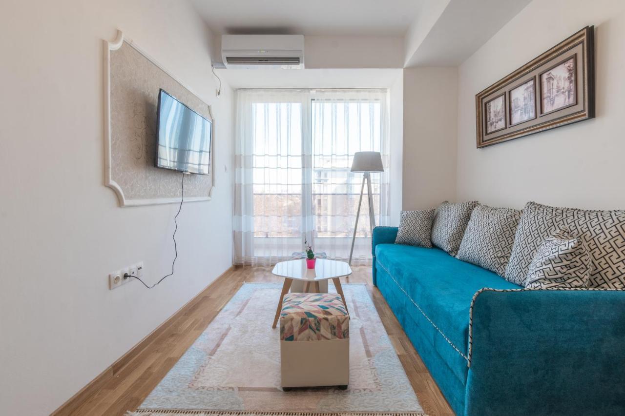 Modern ǀ 1 Bedroom ǀ WIFI Skopje Buitenkant foto