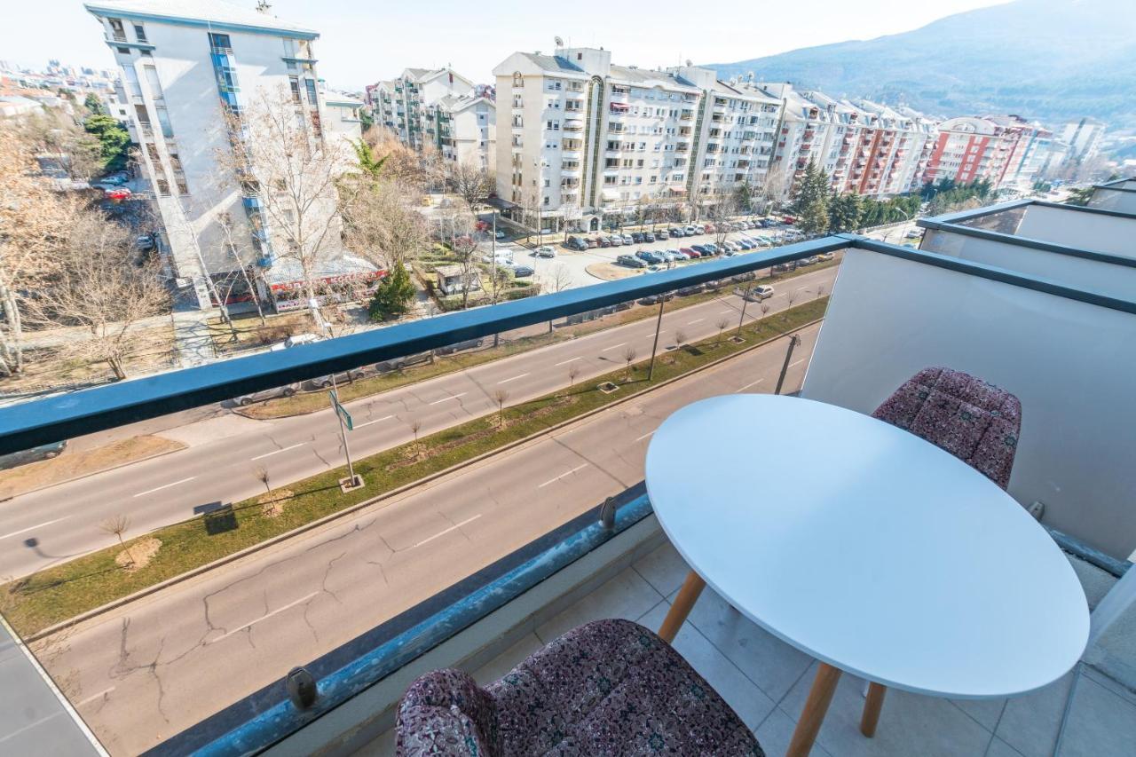 Modern ǀ 1 Bedroom ǀ WIFI Skopje Buitenkant foto